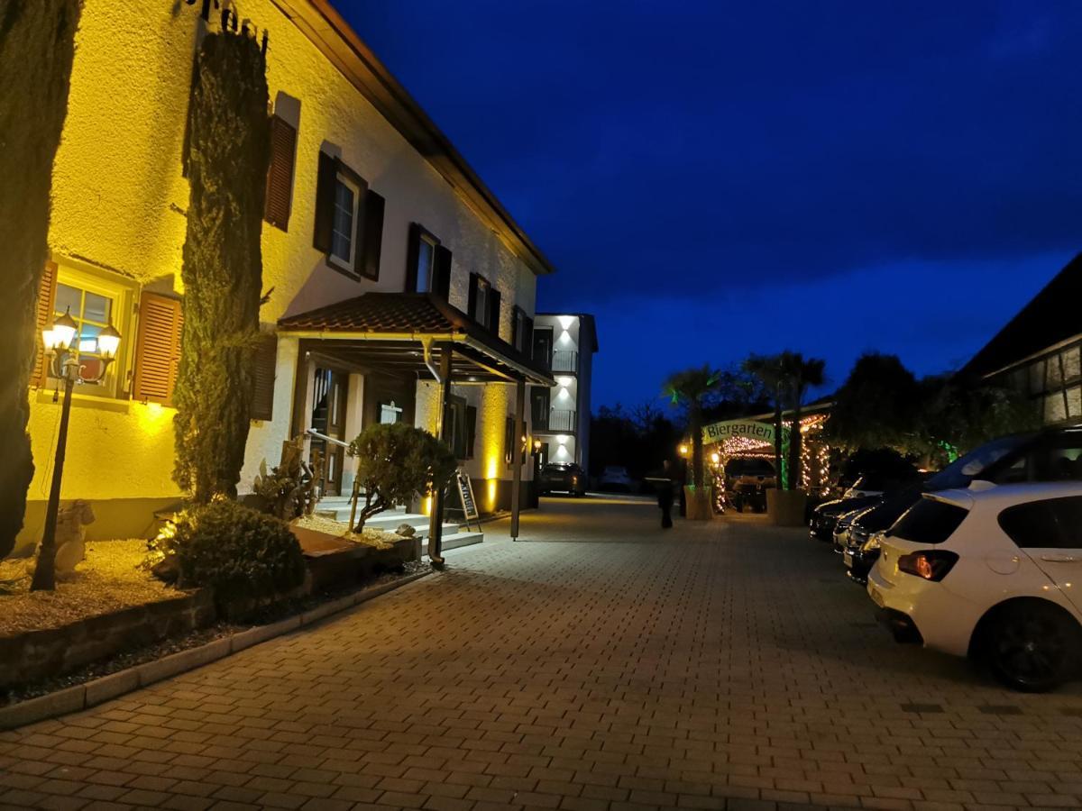 Black Forest Hotel คัปเพล-กราเฟินเฮาเซน ภายนอก รูปภาพ