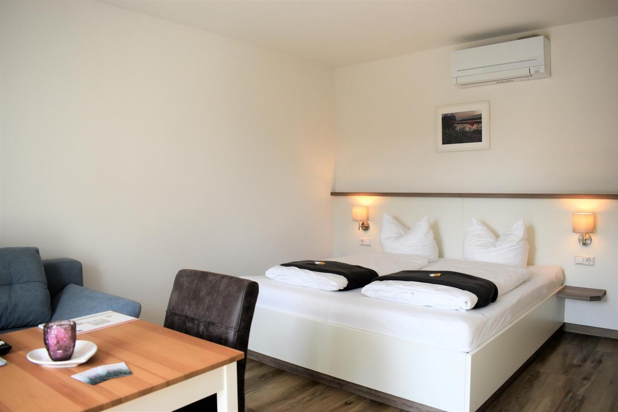 Black Forest Hotel คัปเพล-กราเฟินเฮาเซน ภายนอก รูปภาพ